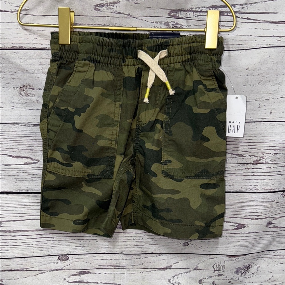 GAP Kids Camouflage Pull-on Shorts Size 2